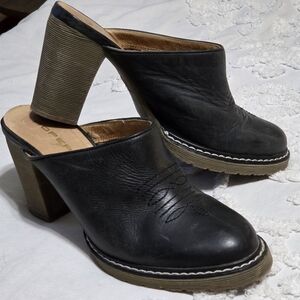 Black Western Cowgirl Clogs 90s Minimalist Y2K Chunky Heels Leather Black Size 8